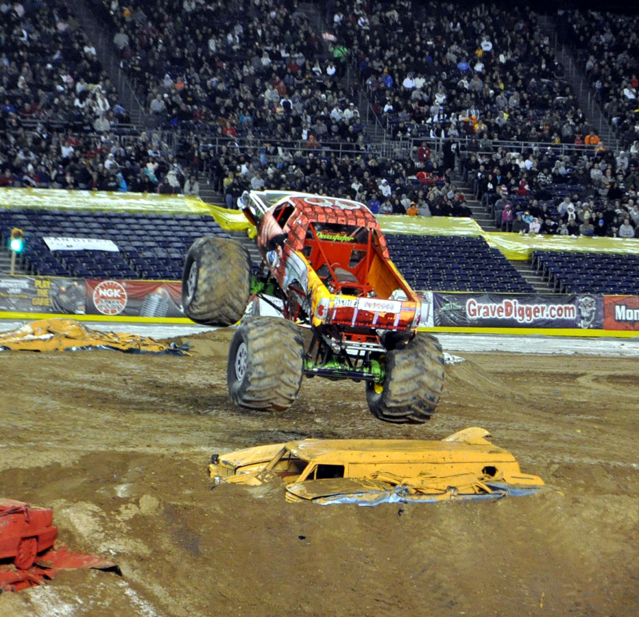 JustaCarGal Monster Jam San Diego, Maximum Destruction