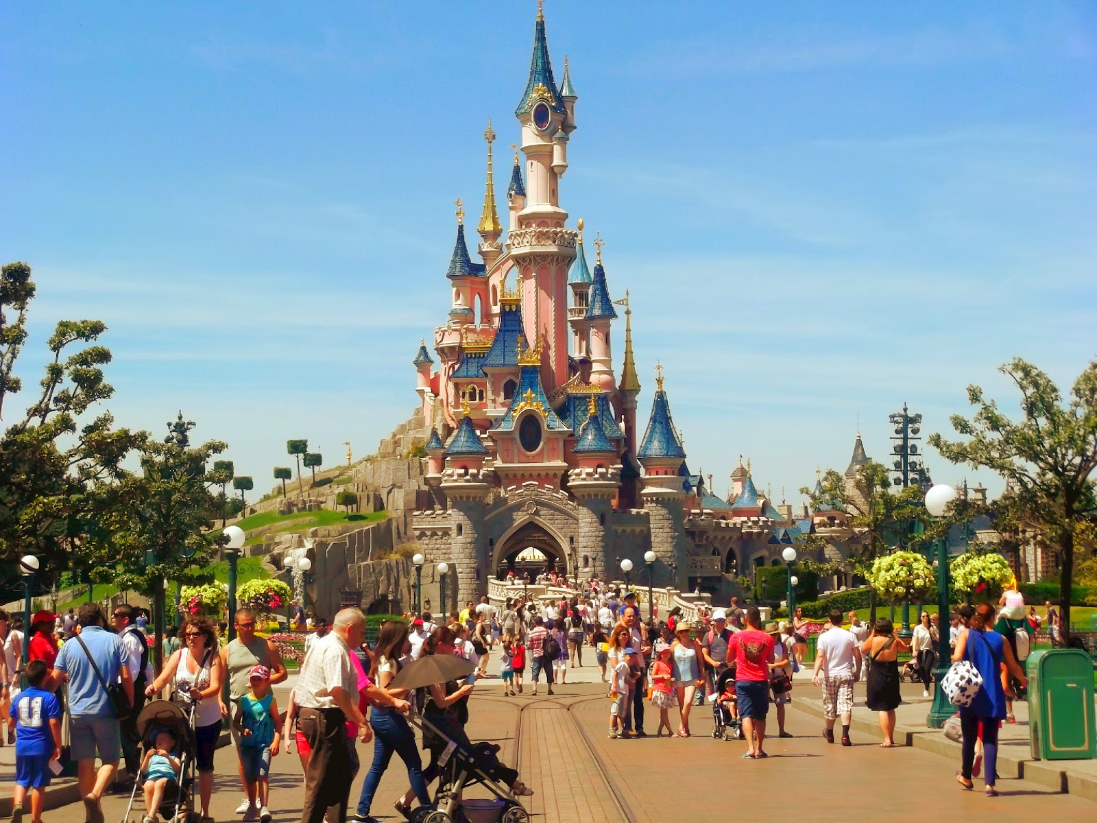 Things to know before you go Disneyland Paris Megan Goodier